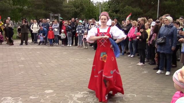 Выступление на День пограничников. Танец "Шли четыре в ряд". смотреть онлайн