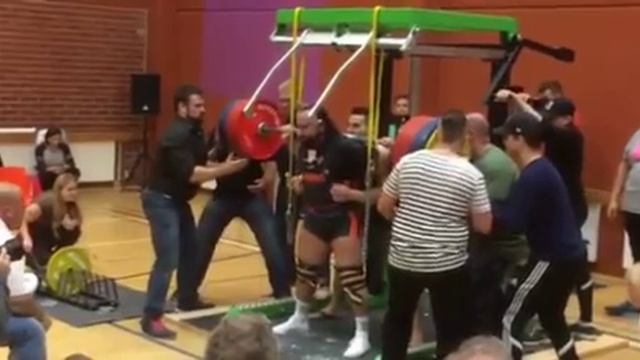Захир Худояров / Zahir Khudoyarov squat 472,5 @125 смотреть онлайн