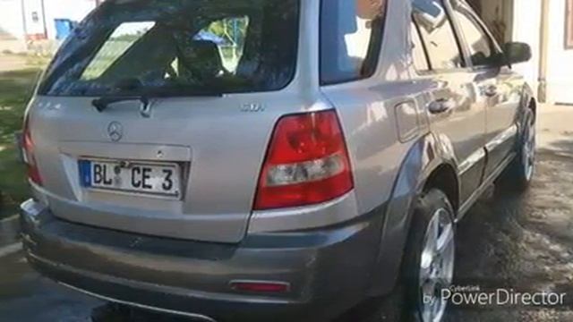 Kia Sorento CRDI . Mercedes ML Optik смотреть онлайн
