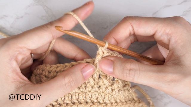 How to Crochet: Hoodie Vest | Pattern & Tutorial DIY смотреть онлайн