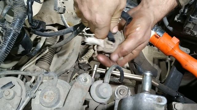 Демонтаж ГБЦ двигателя GA16DE Нисан Примера смотреть онлайн