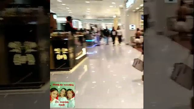 Time to walk alone avenues mall. #3's marias huab смотреть онлайн