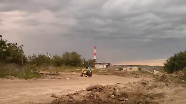 first time on moto/ впервые на мотоцикле смотреть онлайн