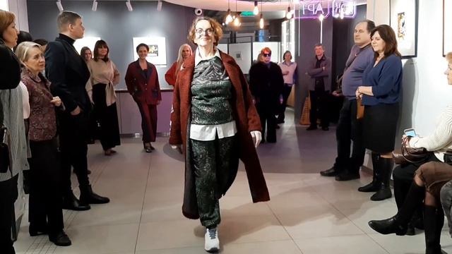 Открытие выставки художника Кирилла Городецкого "У чистого листа" в галерее авангарда Док Арт. смотреть онлайн