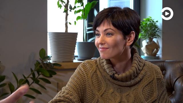 Жизнь...с Измайловой: Илья Лан. В чем смысл жизни? Как сохранить психику в неспокойное время? смотреть онлайн