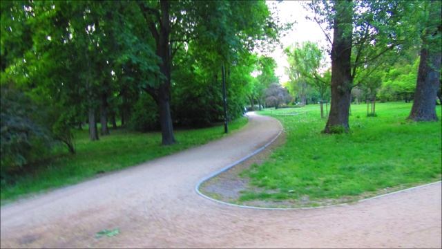 В Пражском парке In the Prague park смотреть онлайн
