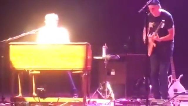 Steve Winwood at Jones Beach 9/ 24/17 смотреть онлайн