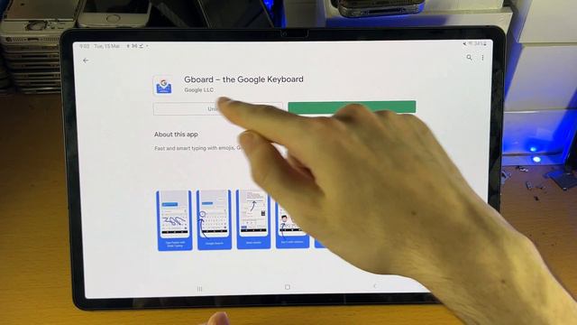 How To Change Keyboard Wallpaper Or Theme On Galaxy Tab S8 / S8 Plus / S8 Ultra