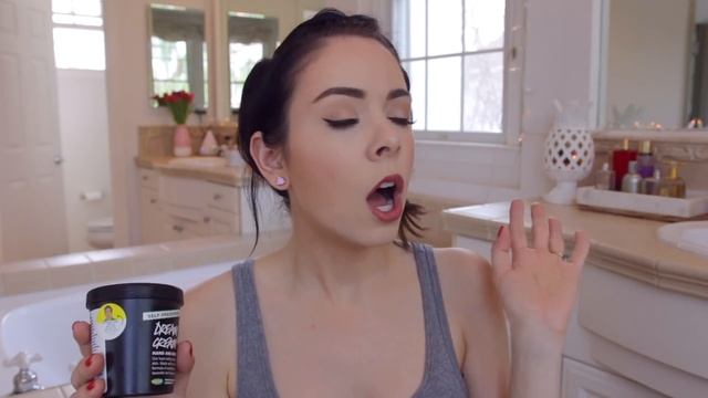 February Favorites | 2017 смотреть онлайн