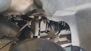 Замена шаровой опоры и сайлентблоков на верхнем рычаге на Т4