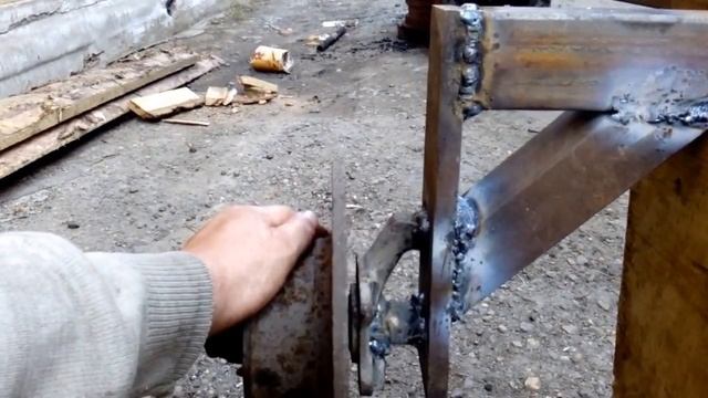 Делаем прицеп к мотоболку "ОКА".Колеса,ступицы,цапфы. смотреть онлайн