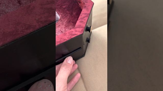 Шкатулка талисманов квами Леди Баг смотреть онлайн