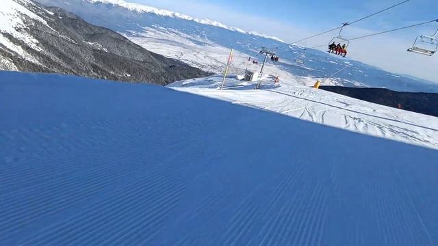 Острые ощущения в горах Банско, спуск сноубордом с гор, Болгария. Snowboarding in Bansko, Bulgaria смотреть онлайн
