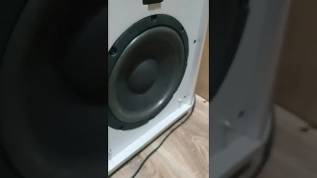 подогнали сабвуфер bbk смотреть онлайн