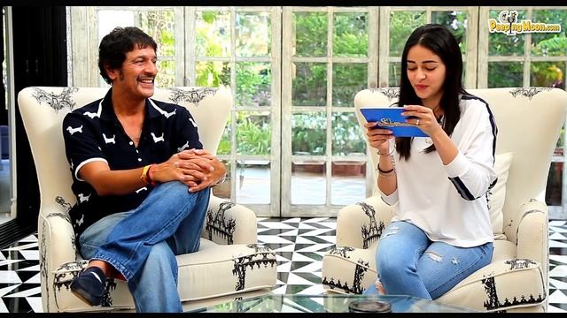 Chunky Panday and Ananya Panday play the 'What If' game смотреть онлайн