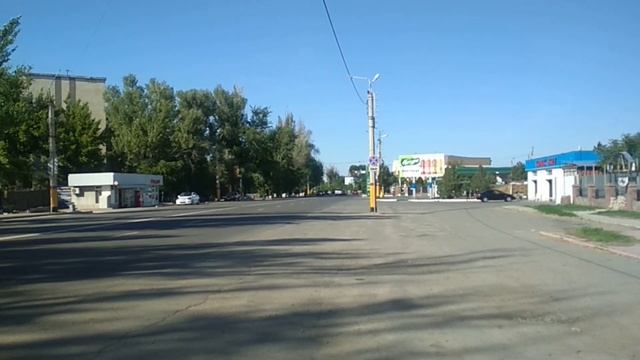 Тараз(Джамбул) Обзор вида со стороны Байзак Батыра( Ворошилова) на бывшую ж.д больницу смотреть онлайн