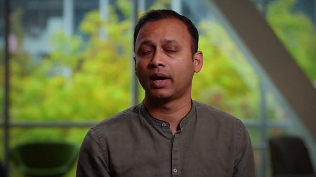 A Day in the Life of a Program Manager | Google Project Management Certificate смотреть онлайн