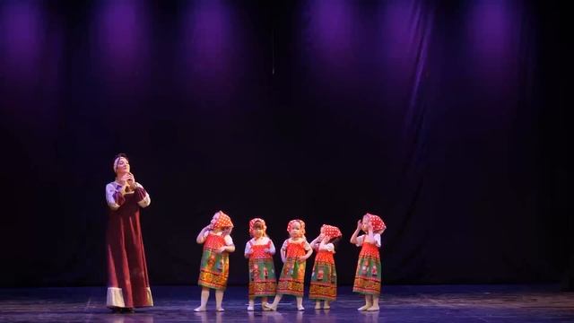 Танец ,,Весёлые матрёшки". смотреть онлайн