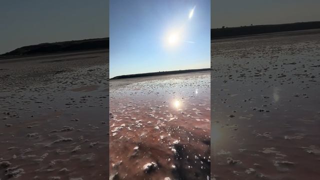 Мажемся грязью на Соленом озере Бугазская коса Краснодарский край. смотреть онлайн