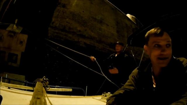 Яхта Бегущая по волнам. Балаковский шлюз. Переход, третий день. смотреть онлайн