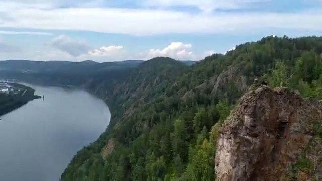 День флага РФ в Дивногорске. 22 августа 2020.mp4 смотреть онлайн
