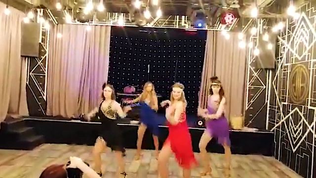 Ча-ча-ча на вечеринке DanceLife Studio NN