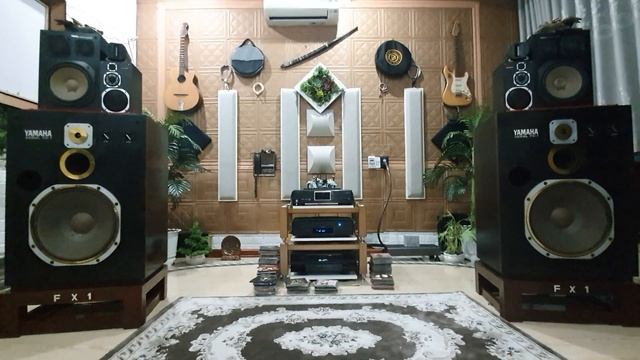 Test Cary DMS 500 vs Cary 306/200 cd player... Yamaha Fx1, Gryphon. Xuan Hao Niem Khuc Cuoi. смотреть онлайн