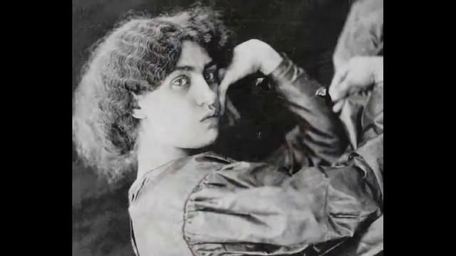 The unconventional beauty of a pre raphaelite muse – Jane Morris – Transvestigation смотреть онлайн