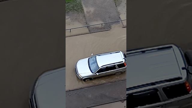 Как в Караганде делают дороги, и во что они превращаются. смотреть онлайн