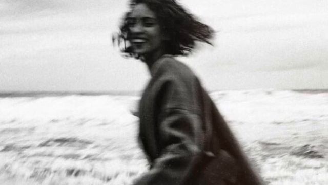 MONA SONGZ - САЛЮТ ВЕРА смотреть онлайн