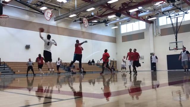 Game 2 - Fast Break #3 смотреть онлайн