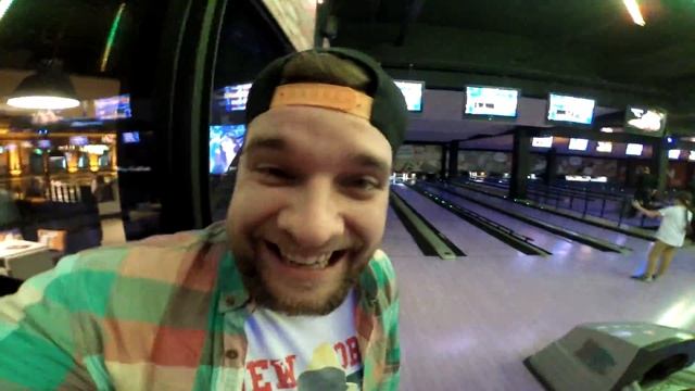 ВЛОГ: В ИГРЕ СИНИЙ КИТ / БОУЛИНГ! смотреть онлайн