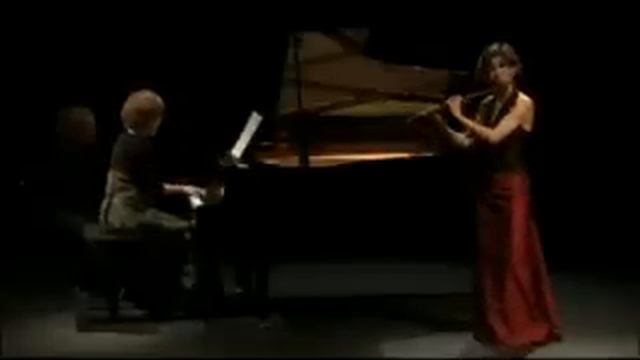 Poulenc- Flute Sonata - Juliette Hurel / Hélène Couvert смотреть онлайн