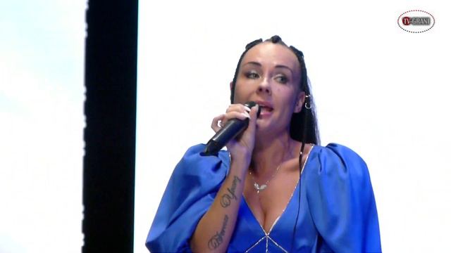 Звезды галактики. Выступление певицы Вики Примы. смотреть онлайн