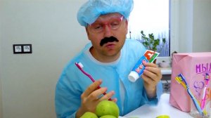 Настя маленькая игры и приключения с папой