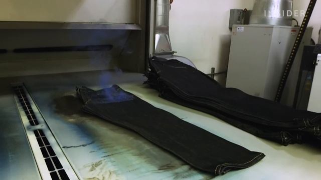 How $200 Jeans Are Made | The Making Of смотреть онлайн