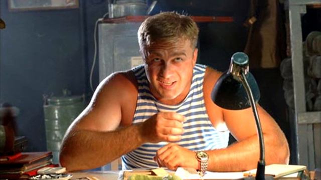 Российские знаменитости которые служили в армии