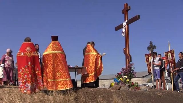 Установка поклонного Креста смотреть онлайн