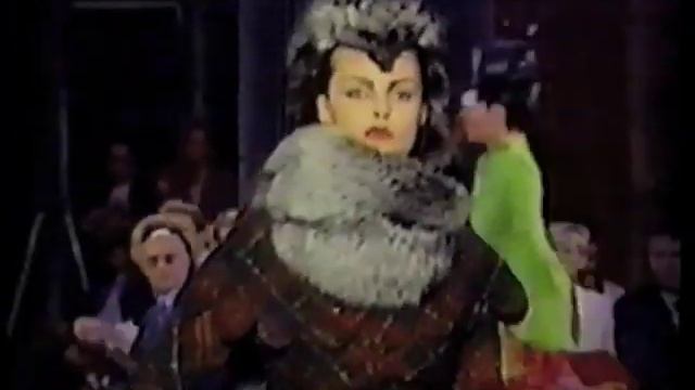 Alexander McQueen For Givenchy (Part 1 Of 3) Haute Couture Automne Hiver 1997-1998