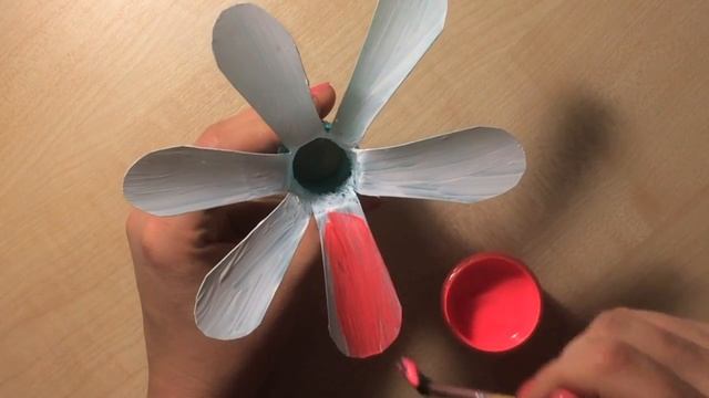 Гирлянда из пластиковых бутылок. Мастер-классы на Подарки.ру смотреть онлайн