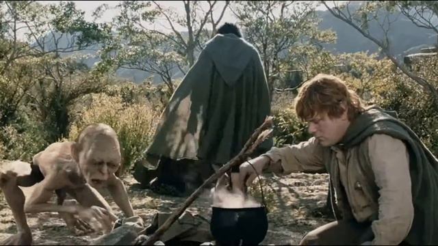 Lord Of The Rings : The Two Towers. Frodo, Sam And Gollum In Ithilien.
