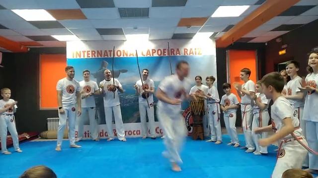Roda. Сordas laranja-cinzas. Batizado e Troca de cordas 25.04.2021 смотреть онлайн