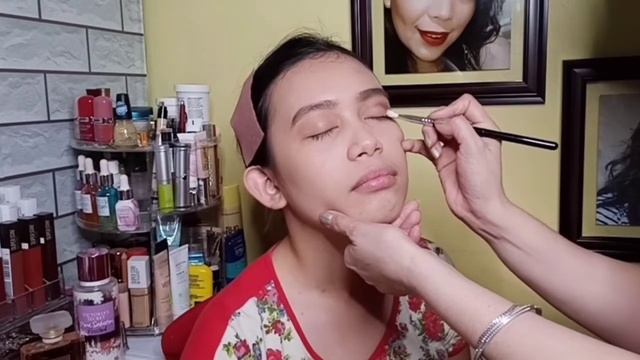 MAGANDA KAYA?! I DID MY NIECE MAKEUP LOOK [Random Drugstore Makeup Products] |zabellefortes? смотреть онлайн