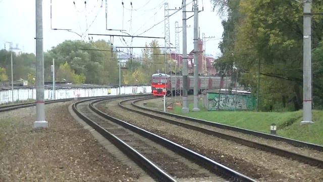 Электропоезда ЭР2Р-7056, ЭД4МКМ-АЭРО-0006 смотреть онлайн