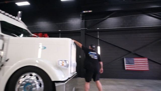 Prepping for The Gear Jammer Truck Show - Part 3 - Mike Davidson of Shimon Trucking смотреть онлайн