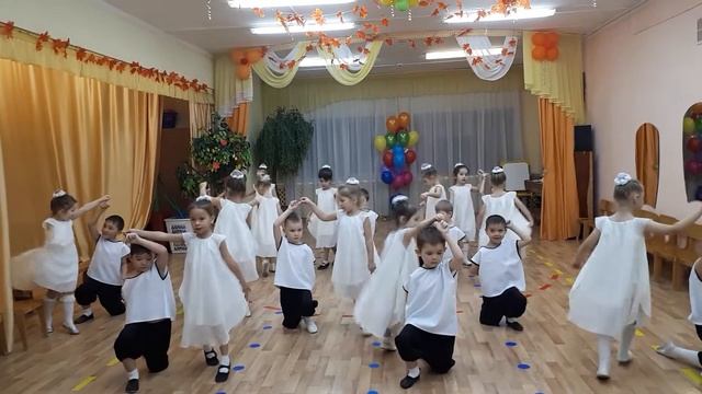 танец "А я влюбился в девочку" смотреть онлайн