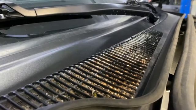 Видеообзор работ Jeep на станции Заботливый автоСервис смотреть онлайн