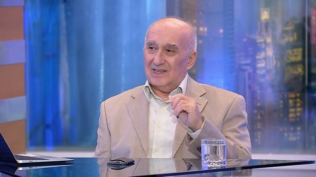 КАКИЕ ОТКРЫТИЯ НАС ОЖИДАЮТ?. смотреть онлайн