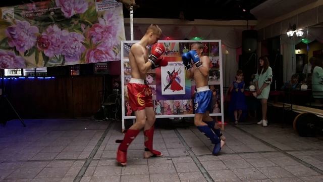 Кикбоксинг. Показательные выступления. смотреть онлайн