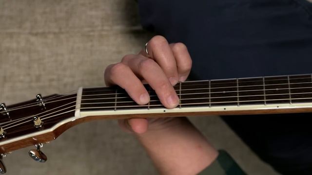 How To Play The G Chord + C Chord on Guitar | Fender Play™ | Fender смотреть онлайн